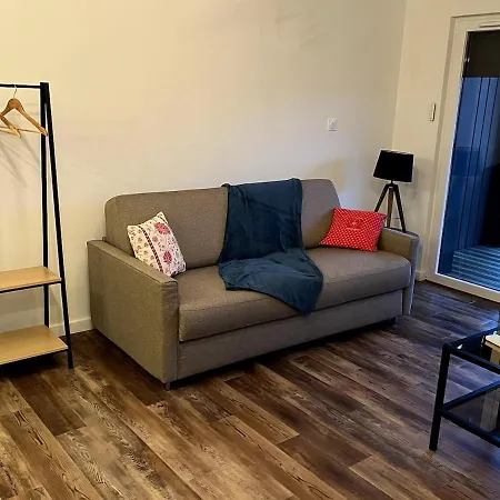 Appartement Lumineux Avec Terrasse